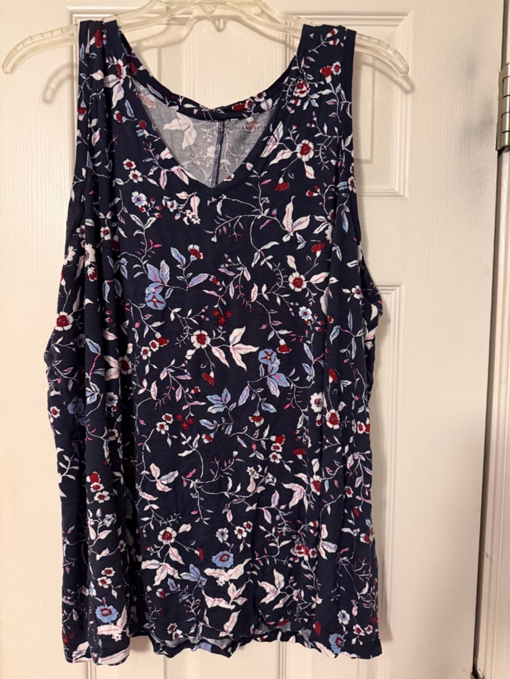 Lane Bryant Navy Floral Scoop Neck Tank
